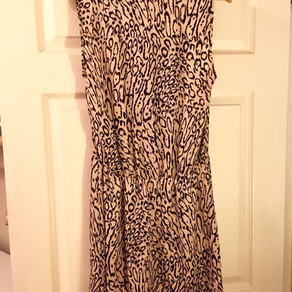 Parker Silk Dress from CUSP – Pink Leopard – M - Picture 3 of 4